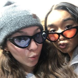 Meet your Posher, Liz